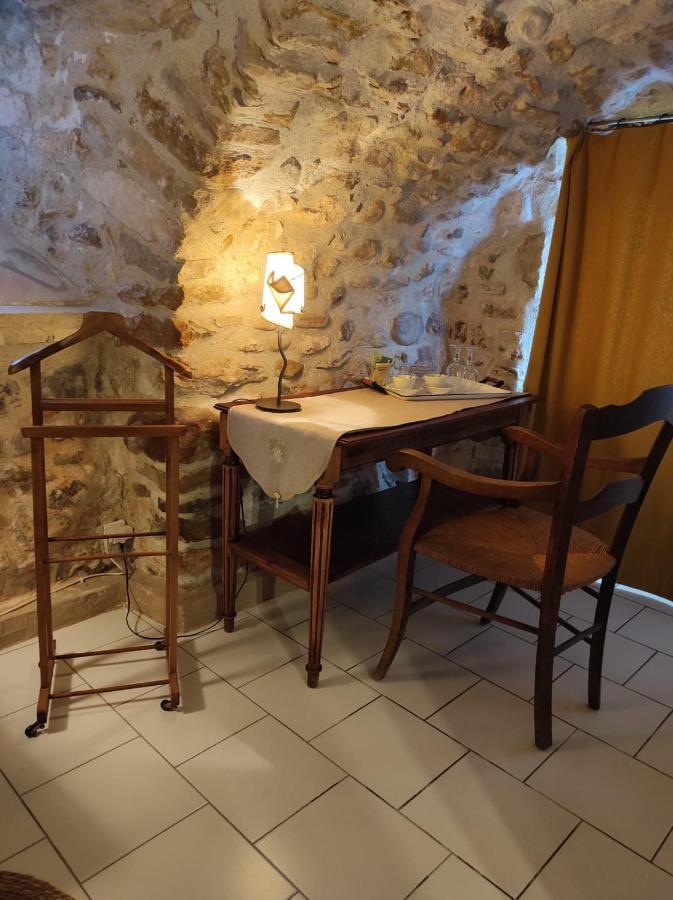 Chambres Du Clocher Vallon-Pont-dʼArc 외부 사진